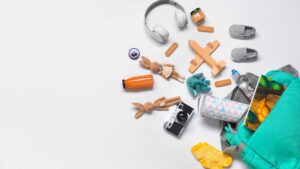 sac avec des affaires pour enfants